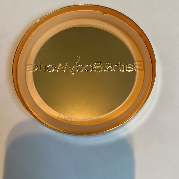 New Bath & Body Works Champagne Toast Scented Candle - Picture 4 of 8